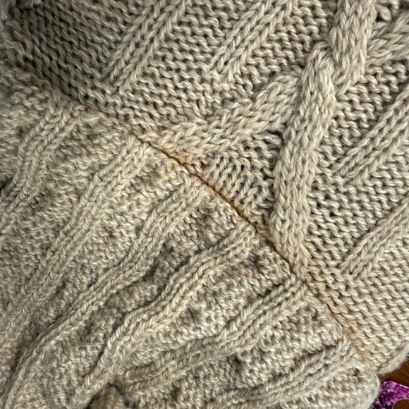 Inis Crafts Ireland Beige Cable Knit Turtleneck Sweater 100% Merino Wool Women S - Picture 7 of 12